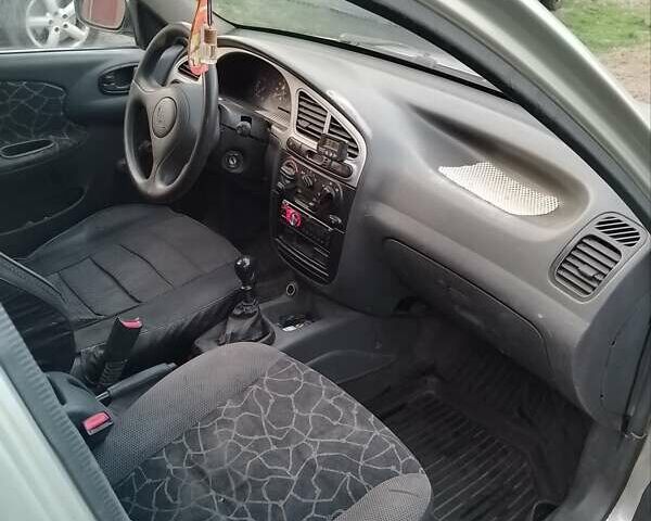 Серый Дэу Сенс, объемом двигателя 1.3 л и пробегом 253 тыс. км за 1300 $, фото 2 на Automoto.ua