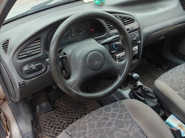 Серый Дэу Сенс, объемом двигателя 1.3 л и пробегом 200 тыс. км за 1000 $, фото 5 на Automoto.ua