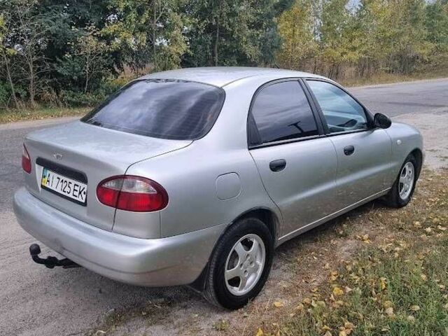 Серый Дэу Сенс, объемом двигателя 1.5 л и пробегом 200 тыс. км за 2600 $, фото 2 на Automoto.ua