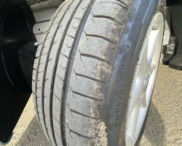 Сірий Деу Сенс, об'ємом двигуна 1.3 л та пробігом 228 тис. км за 1900 $, фото 3 на Automoto.ua