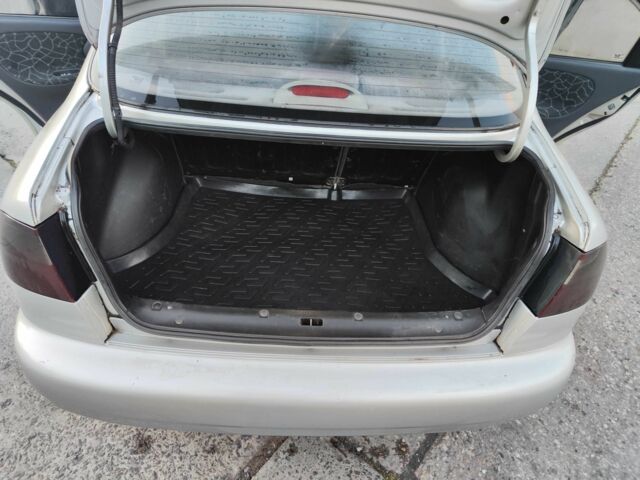 Сірий Деу Сенс, об'ємом двигуна 1.3 л та пробігом 254 тис. км за 1100 $, фото 3 на Automoto.ua