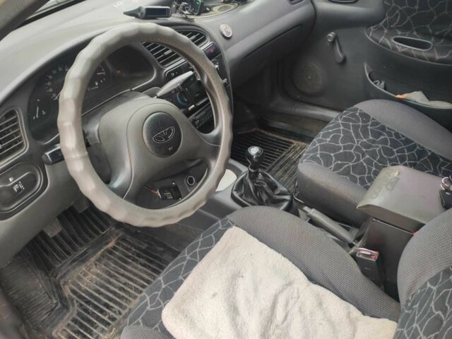 Серый Дэу Сенс, объемом двигателя 1.5 л и пробегом 470 тыс. км за 1500 $, фото 3 на Automoto.ua