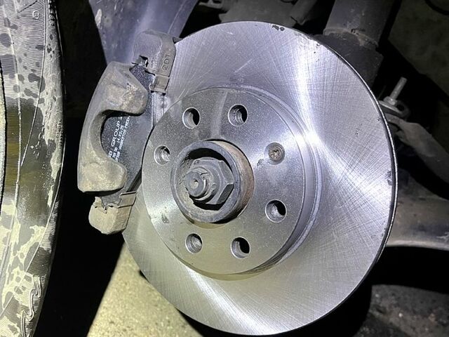 Серый Дэу Сенс, объемом двигателя 1.3 л и пробегом 290 тыс. км за 1350 $, фото 4 на Automoto.ua