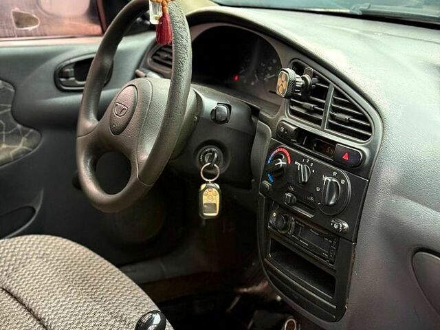 Серый Дэу Сенс, объемом двигателя 1.3 л и пробегом 250 тыс. км за 1100 $, фото 6 на Automoto.ua