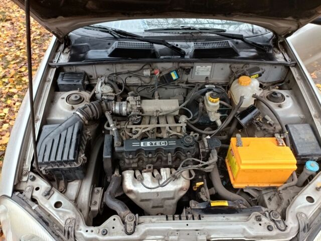 Деу Сенс 2003 у Кам'янське (Дніпродзержинськ) на Automoto.ua Сірий Деу Сенс, об'ємом двигуна 1.5 л та пробігом 97 тис. км за 1650 $, фото 8 на Automoto.ua