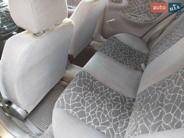 Сірий Деу Сенс, об'ємом двигуна 1.3 л та пробігом 179 тис. км за 1650 $, фото 7 на Automoto.ua