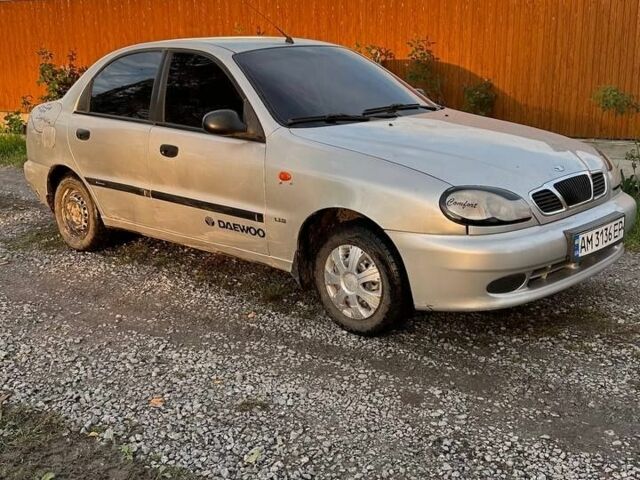 Сірий Деу Сенс, об'ємом двигуна 1.3 л та пробігом 170 тис. км за 2015 $, фото 3 на Automoto.ua