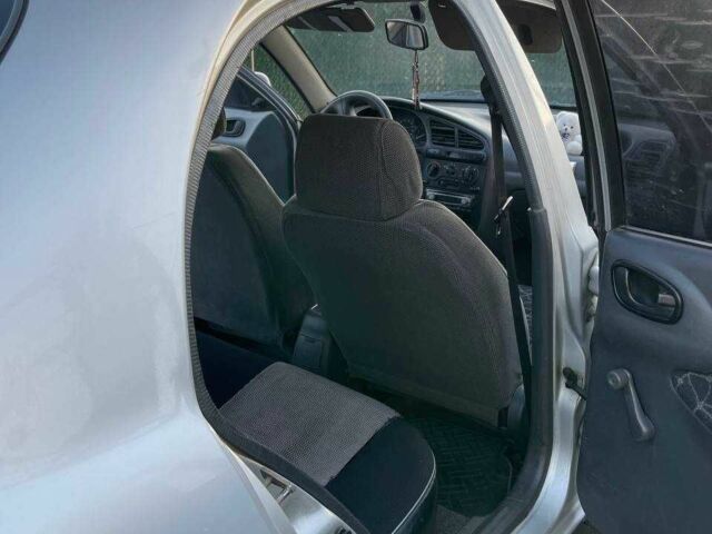 Деу Сенс 2003 у Києві на Automoto.ua Сірий Деу Сенс, об'ємом двигуна 1.5 л та пробігом 265 тис. км за 1400 $, фото 9 на Automoto.ua