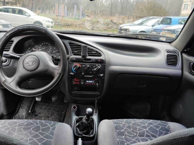 Серый Дэу Сенс, объемом двигателя 1.5 л и пробегом 269 тыс. км за 2100 $, фото 6 на Automoto.ua