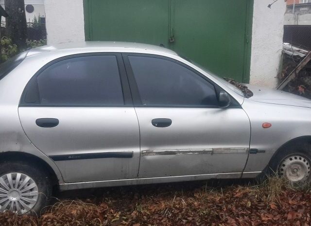 Сірий Деу Сенс, об'ємом двигуна 1.3 л та пробігом 380 тис. км за 473 $, фото 3 на Automoto.ua