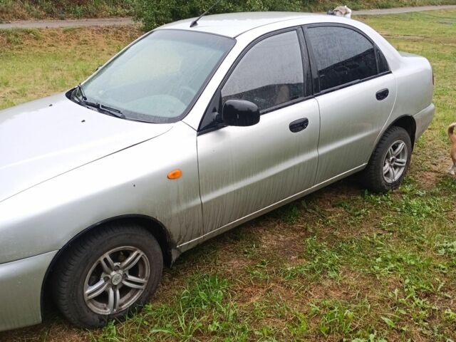 Сірий Деу Сенс, об'ємом двигуна 1.5 л та пробігом 390 тис. км за 1560 $, фото 5 на Automoto.ua