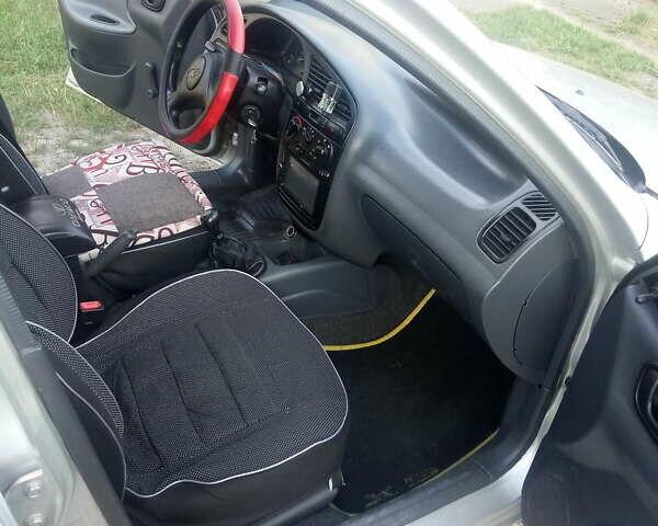 Серый Дэу Сенс, объемом двигателя 1.3 л и пробегом 290 тыс. км за 2200 $, фото 8 на Automoto.ua