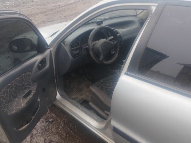 Сірий Деу Сенс, об'ємом двигуна 1.3 л та пробігом 300 тис. км за 1592 $, фото 2 на Automoto.ua