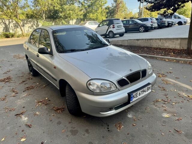 Сірий Деу Сенс, об'ємом двигуна 1.6 л та пробігом 300 тис. км за 2001 $, фото 5 на Automoto.ua