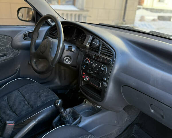 Сірий Деу Сенс, об'ємом двигуна 1.3 л та пробігом 205 тис. км за 1650 $, фото 9 на Automoto.ua