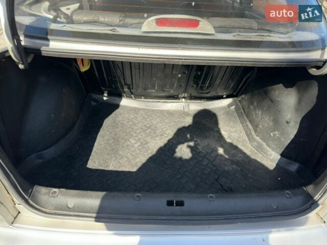 Сірий Деу Сенс, об'ємом двигуна 1.3 л та пробігом 130 тис. км за 1950 $, фото 20 на Automoto.ua