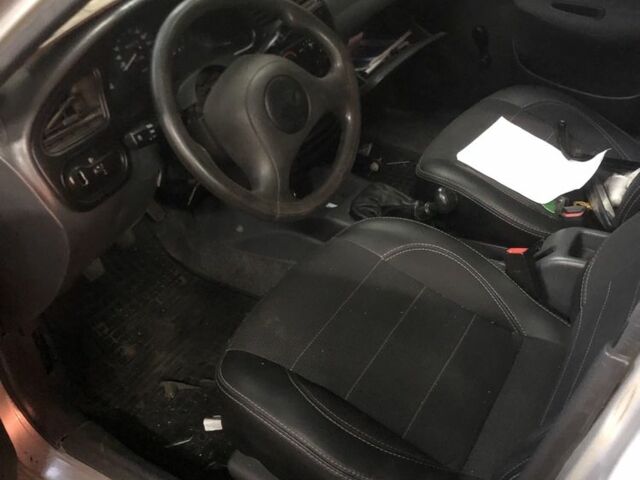 Серый Дэу Сенс, объемом двигателя 1.3 л и пробегом 200 тыс. км за 471 $, фото 3 на Automoto.ua