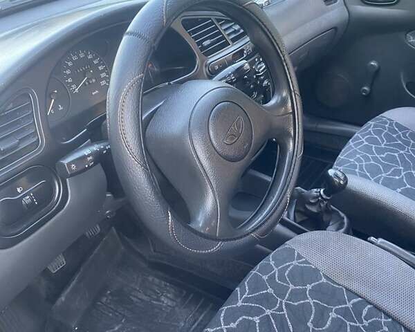Сірий Деу Сенс, об'ємом двигуна 1.3 л та пробігом 196 тис. км за 2600 $, фото 1 на Automoto.ua