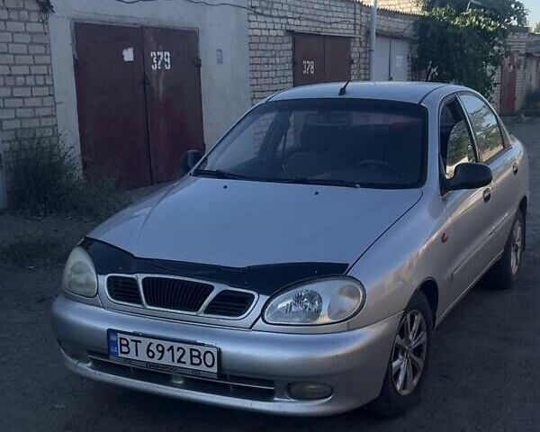Деу Сенс 2003 у Вознесенске на Automoto.ua Сірий Деу Сенс, об'ємом двигуна 1.3 л та пробігом 200 тис. км за 1900 $, фото 2 на Automoto.ua