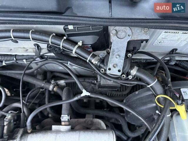 Деу Сенс 2003 у Синельниковом на Automoto.ua Сірий Деу Сенс, об'ємом двигуна 1.5 л та пробігом 150 тис. км за 2300 $, фото 12 на Automoto.ua