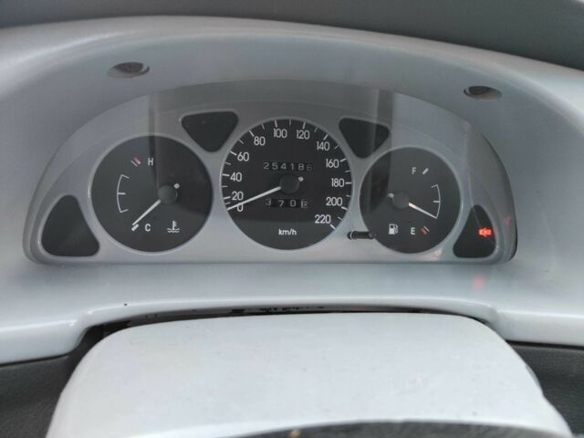 Сірий Деу Сенс, об'ємом двигуна 1.3 л та пробігом 254 тис. км за 1100 $, фото 6 на Automoto.ua