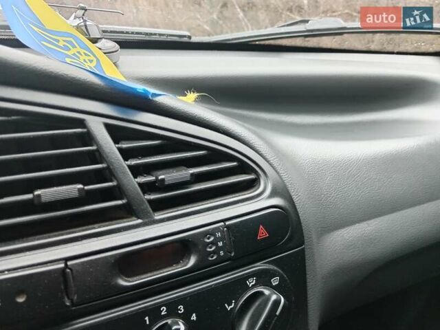 Сірий Деу Сенс, об'ємом двигуна 1.3 л та пробігом 132 тис. км за 2500 $, фото 2 на Automoto.ua