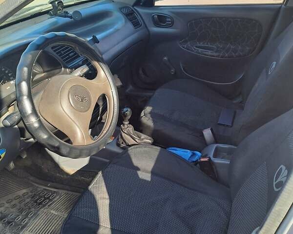 Сірий Деу Сенс, об'ємом двигуна 1.5 л та пробігом 228 тис. км за 1600 $, фото 3 на Automoto.ua