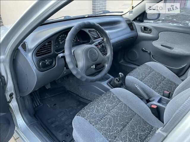 Сірий Деу Сенс, об'ємом двигуна 1.3 л та пробігом 151 тис. км за 2650 $, фото 5 на Automoto.ua
