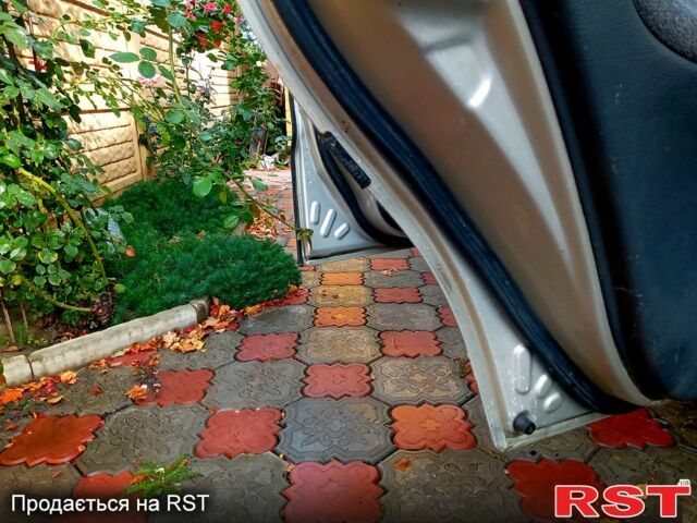 Сірий Деу Сенс, об'ємом двигуна 1.3 л та пробігом 151 тис. км за 2100 $, фото 5 на Automoto.ua