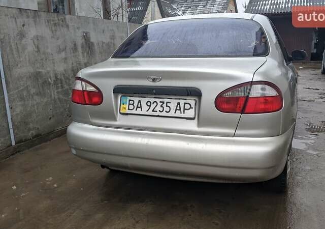 Серый Дэу Сенс, объемом двигателя 1.3 л и пробегом 180 тыс. км за 950 $, фото 5 на Automoto.ua