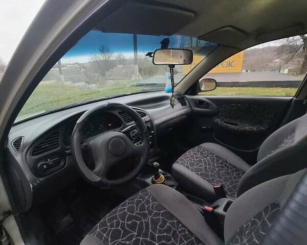 Серый Дэу Сенс, объемом двигателя 1.3 л и пробегом 255 тыс. км за 1500 $, фото 2 на Automoto.ua