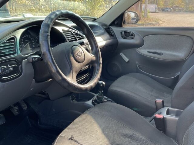 Серый Дэу Сенс, объемом двигателя 1.3 л и пробегом 250 тыс. км за 1500 $, фото 4 на Automoto.ua