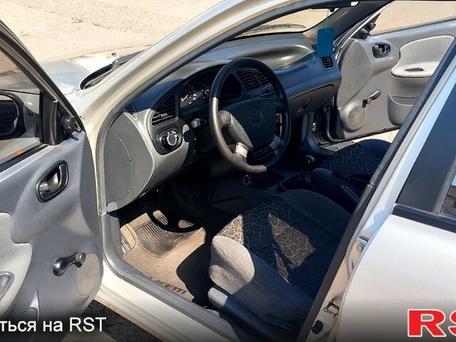 Сірий Деу Сенс, об'ємом двигуна 1.3 л та пробігом 230 тис. км за 2200 $, фото 2 на Automoto.ua