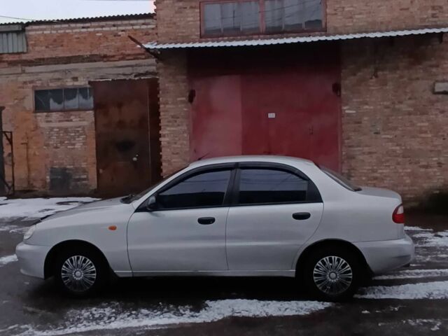 Сірий Деу Сенс, об'ємом двигуна 1.5 л та пробігом 184 тис. км за 2000 $, фото 2 на Automoto.ua