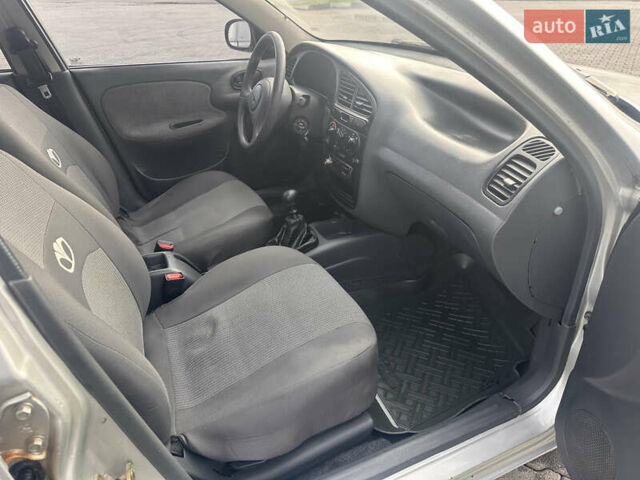 Серый Дэу Сенс, объемом двигателя 1.3 л и пробегом 163 тыс. км за 1999 $, фото 9 на Automoto.ua