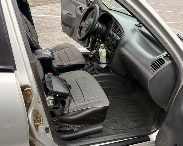 Сірий Деу Сенс, об'ємом двигуна 1.3 л та пробігом 62 тис. км за 3200 $, фото 8 на Automoto.ua