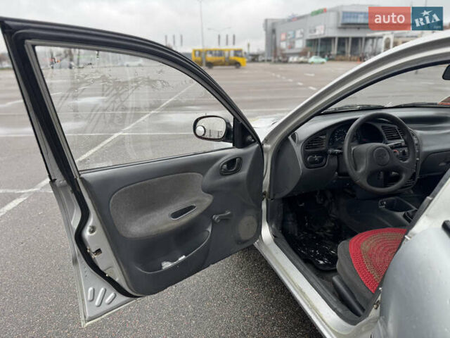Серый Дэу Сенс, объемом двигателя 1.3 л и пробегом 240 тыс. км за 1500 $, фото 8 на Automoto.ua