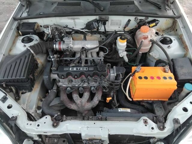 Серый Дэу Сенс, объемом двигателя 1.5 л и пробегом 100 тыс. км за 1800 $, фото 4 на Automoto.ua