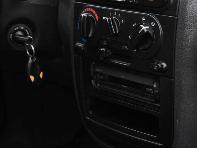 Серый Дэу Сенс, объемом двигателя 1.5 л и пробегом 188 тыс. км за 2350 $, фото 12 на Automoto.ua