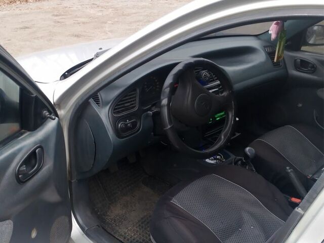 Сірий Деу Сенс, об'ємом двигуна 1.3 л та пробігом 240 тис. км за 1600 $, фото 5 на Automoto.ua