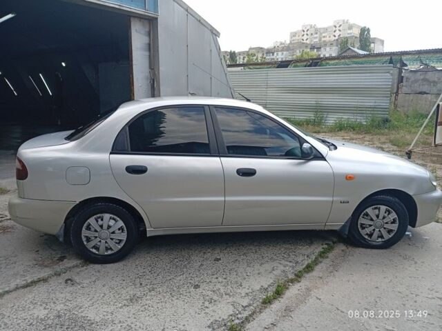 Серый Дэу Сенс, объемом двигателя 0 л и пробегом 21 тыс. км за 1400 $, фото 4 на Automoto.ua