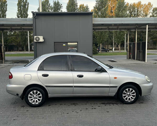 Сірий Деу Сенс, об'ємом двигуна 1.3 л та пробігом 145 тис. км за 2200 $, фото 4 на Automoto.ua