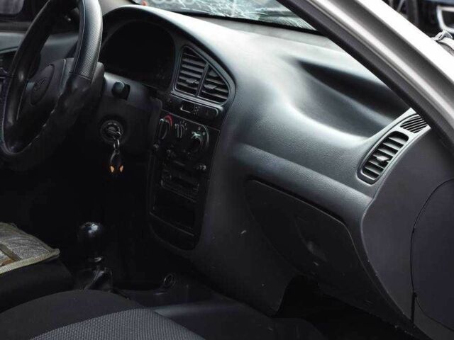 Серый Дэу Сенс, объемом двигателя 1.5 л и пробегом 188 тыс. км за 2350 $, фото 10 на Automoto.ua