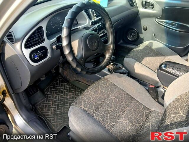 Сірий Деу Сенс, об'ємом двигуна 1.3 л та пробігом 320 тис. км за 2150 $, фото 5 на Automoto.ua