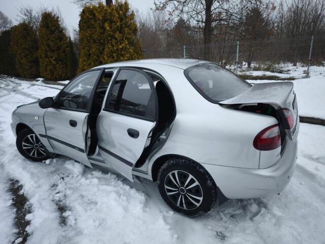 Серый Дэу Сенс, объемом двигателя 1.6 л и пробегом 237 тыс. км за 2800 $, фото 3 на Automoto.ua