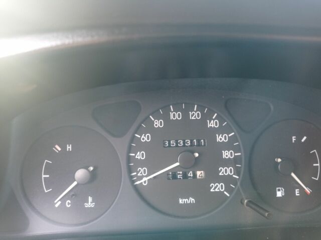 Сірий Деу Сенс, об'ємом двигуна 1.3 л та пробігом 380 тис. км за 1000 $, фото 5 на Automoto.ua