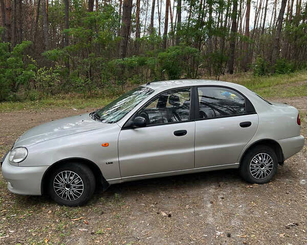 Сірий Деу Сенс, об'ємом двигуна 1.3 л та пробігом 240 тис. км за 1899 $, фото 1 на Automoto.ua