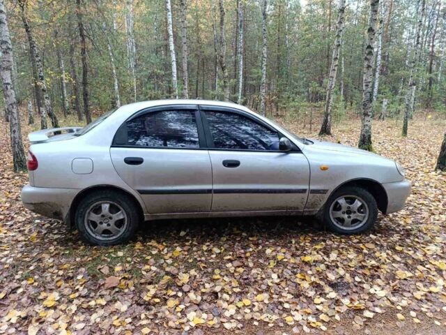 Сірий Деу Сенс, об'ємом двигуна 1.5 л та пробігом 350 тис. км за 1950 $, фото 1 на Automoto.ua