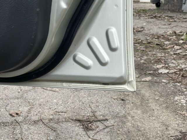 Серый Дэу Сенс, объемом двигателя 1.5 л и пробегом 250 тыс. км за 2500 $, фото 6 на Automoto.ua