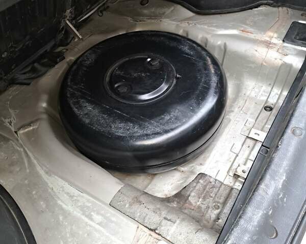 Сірий Деу Сенс, об'ємом двигуна 1.3 л та пробігом 175 тис. км за 2000 $, фото 10 на Automoto.ua